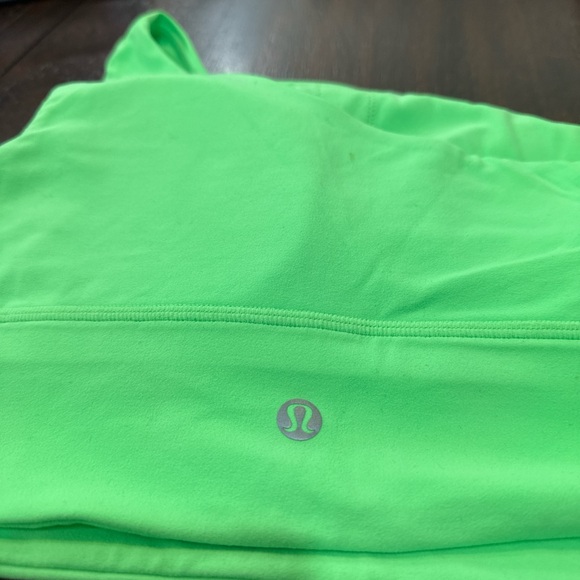 Lululemon Green Sports Bra size 10 - Picture 2 of 8